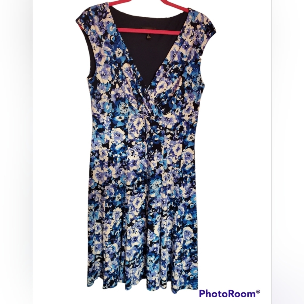 Connected Apparel Fit & Dress SZ 12 Flare Shades of Blue
